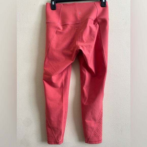 Old Navy Active Sculpt Leggings - Picture 5 of 7
